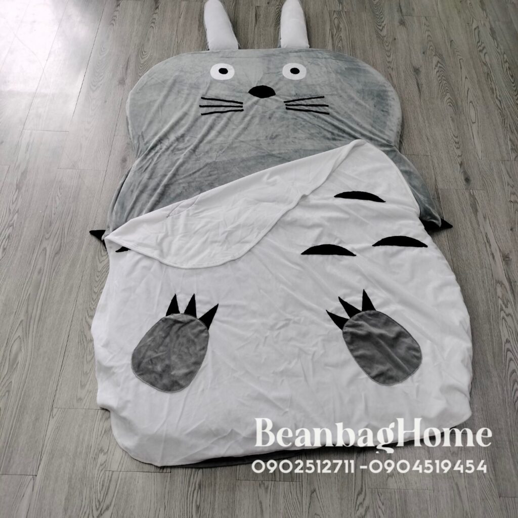 Giường lười nệm thú bông hình Totoro  